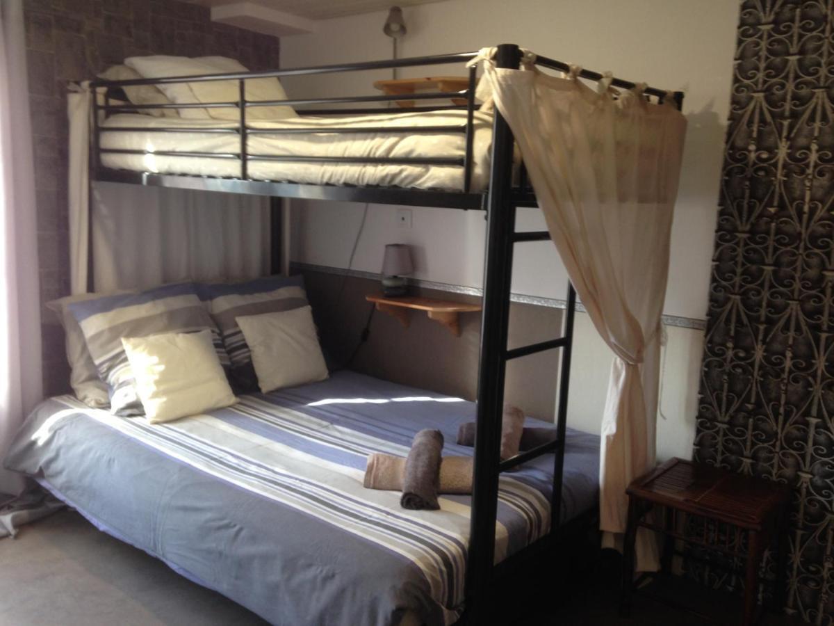 Chambre D'Hotes Hola Laval  Bagian luar foto