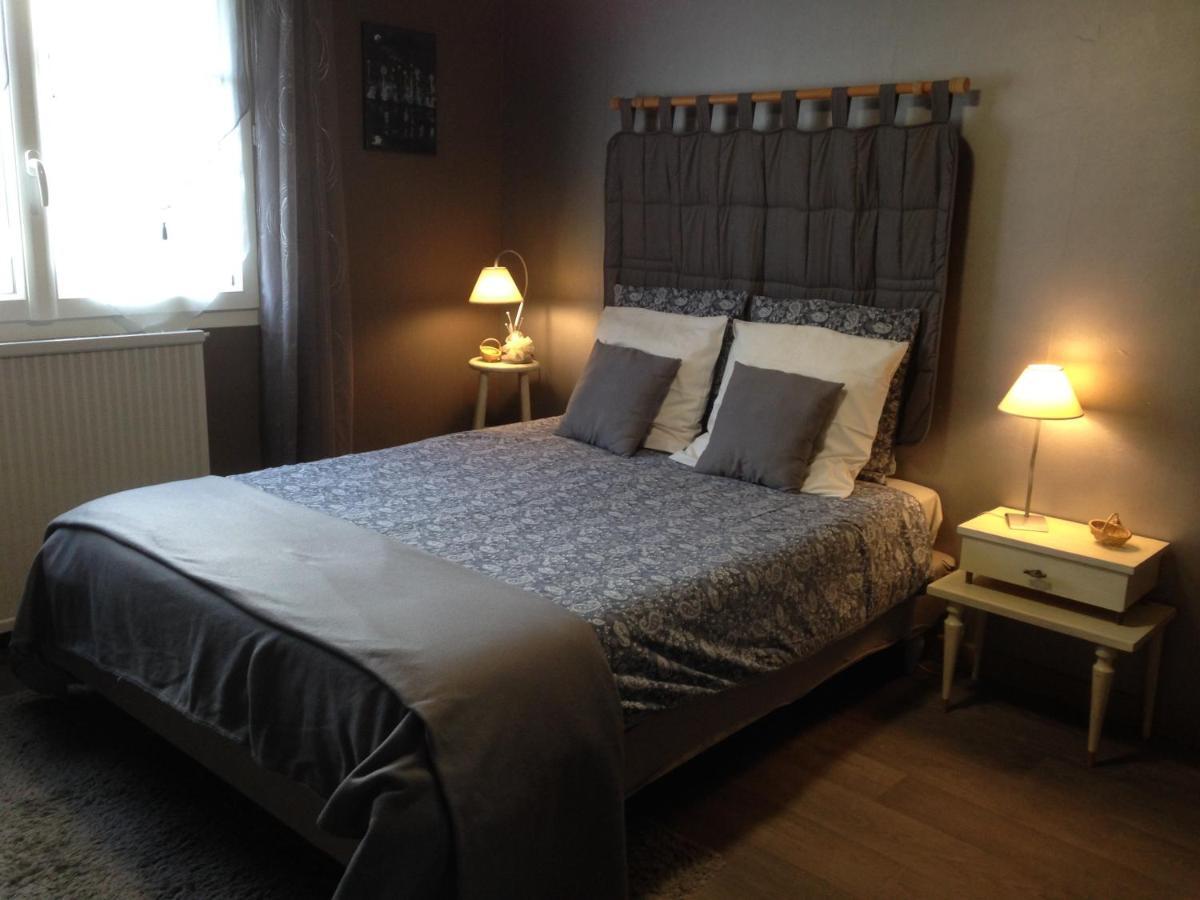 Chambre D'Hotes Hola Laval  Bagian luar foto